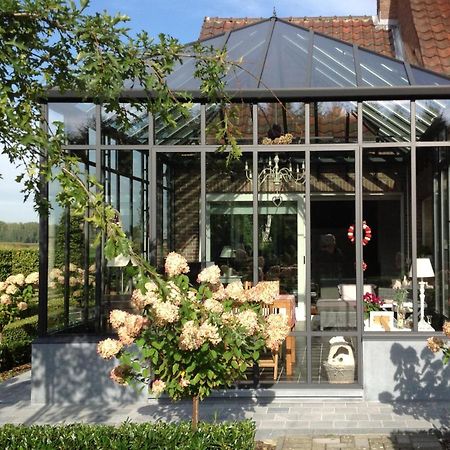 Bed and Breakfast De Moeraseik Zele Esterno foto